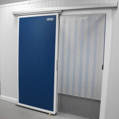 tende-strisce-pvc-posa-parete-architrave