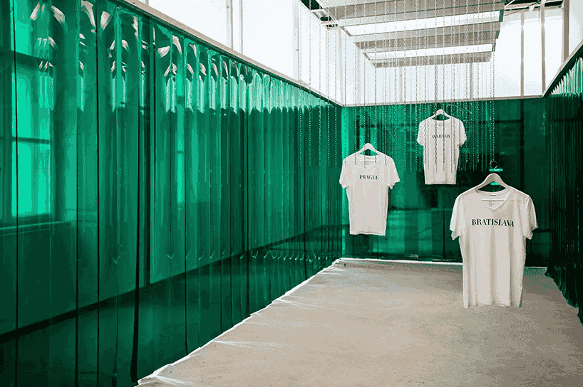 cortinas-de-lamas-de-pvc-verde-transparente